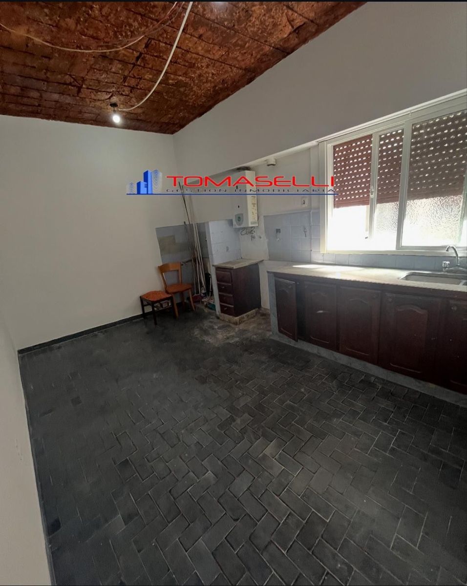 ALQUILER - DEPARTAMENTO 3 AMBIENTES - CON TERRAZA - 10