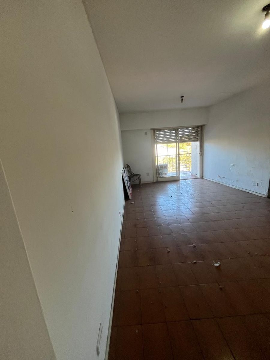 VENTA - DEPARTAMENTO 3 AMBIENTES - AL FRENTE CON BALCON — foto 5