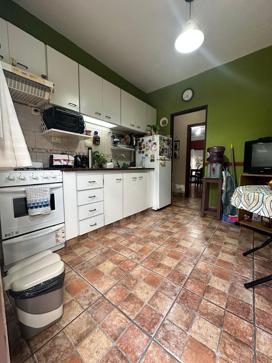 VENTA CASA 3 AMBIENTES - CON COCHERA - CIUDAD EVITA — foto 3
