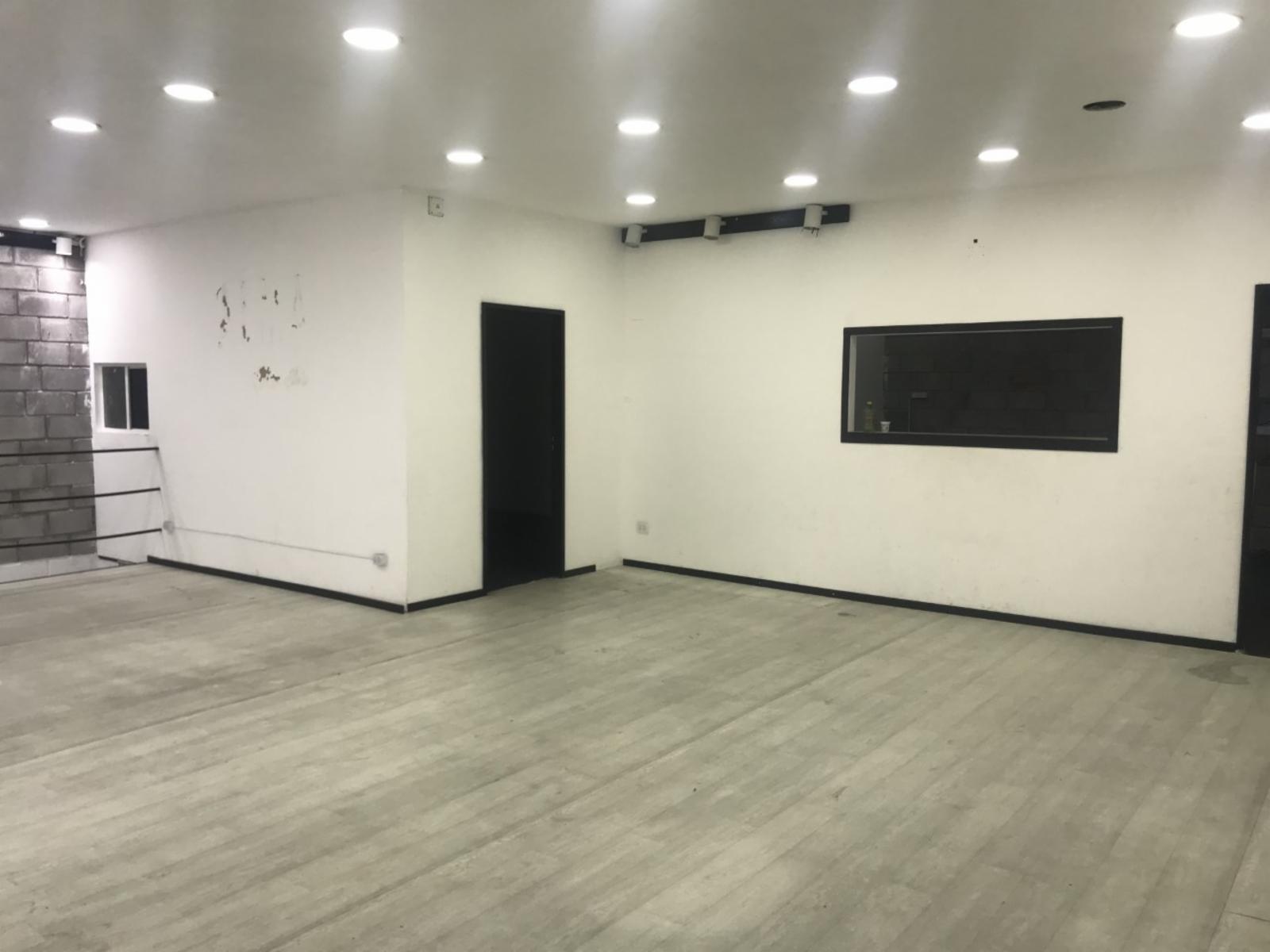 ALQUILER - LA TABLADA - GALPON 320 m2 - ZONIFICACION M.I. - 4