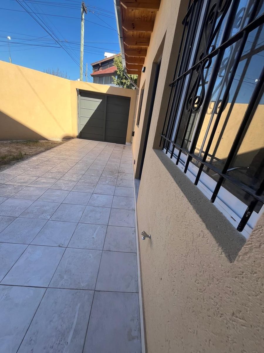 ALQUILER - PH 3 AMBIENTES CON PATIO Y COCHERA - A ESTRENAR - SIN EXPENSAS - 6