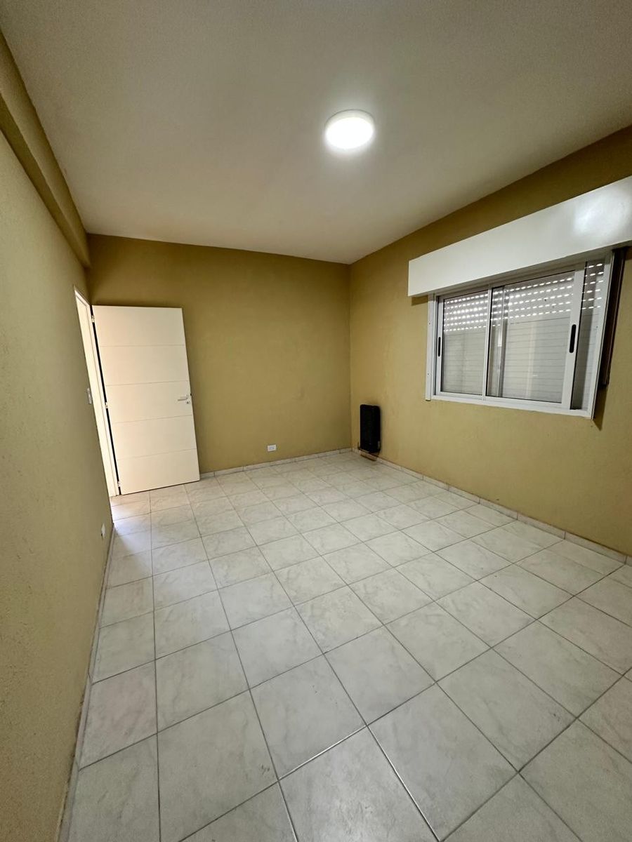 ALQUILER - PH 3 AMBIENTES CON PATIO Y COCHERA - A ESTRENAR - SIN EXPENSAS - 9