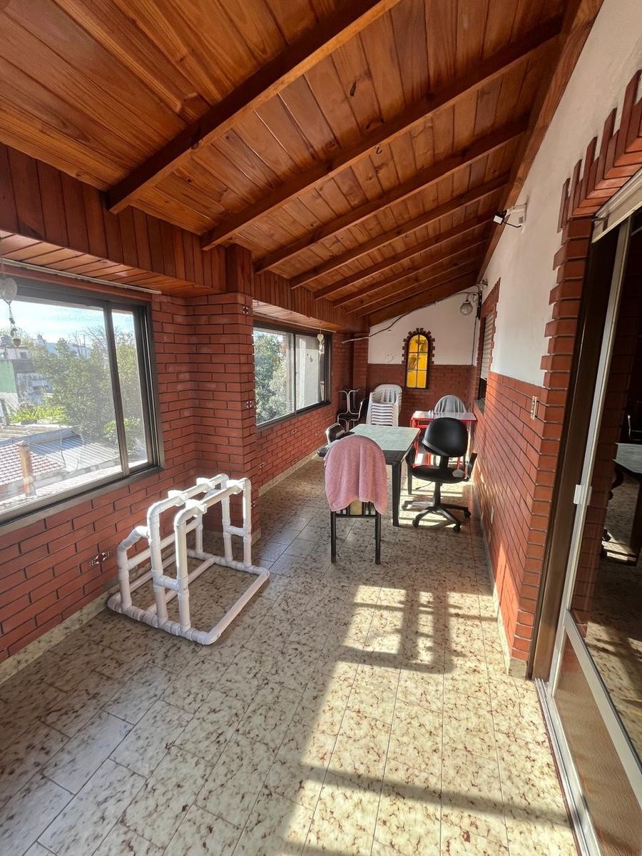 VENTA - DEPARTAMENTO 5 AMBIENTES - SIN EXPENSAS -CON PATIO CUBIERTO YTERRAZA - VILLA MADERO — foto 9
