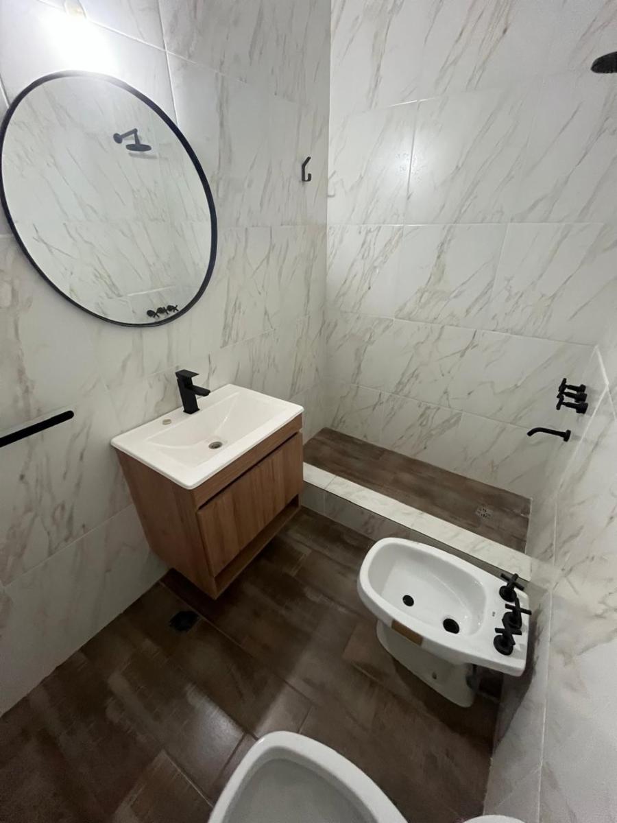 ALQUILER - EXCELENTE PH CON COCHERA Y PATIO - 200 MT2 A ESTRENAR -CONSTITUYENTES 700 - VILLA MADERO - 20