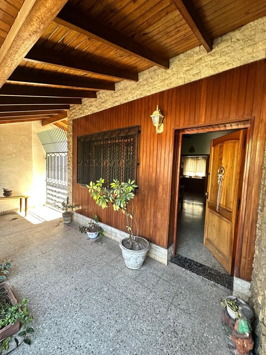 VENTA - CASA 3 AMBIENTES - GALPON y COCHERA - IDEAL PARA VIVIR YTRABAJAR- A METROS DE AVENIDA CROVARA — foto 9