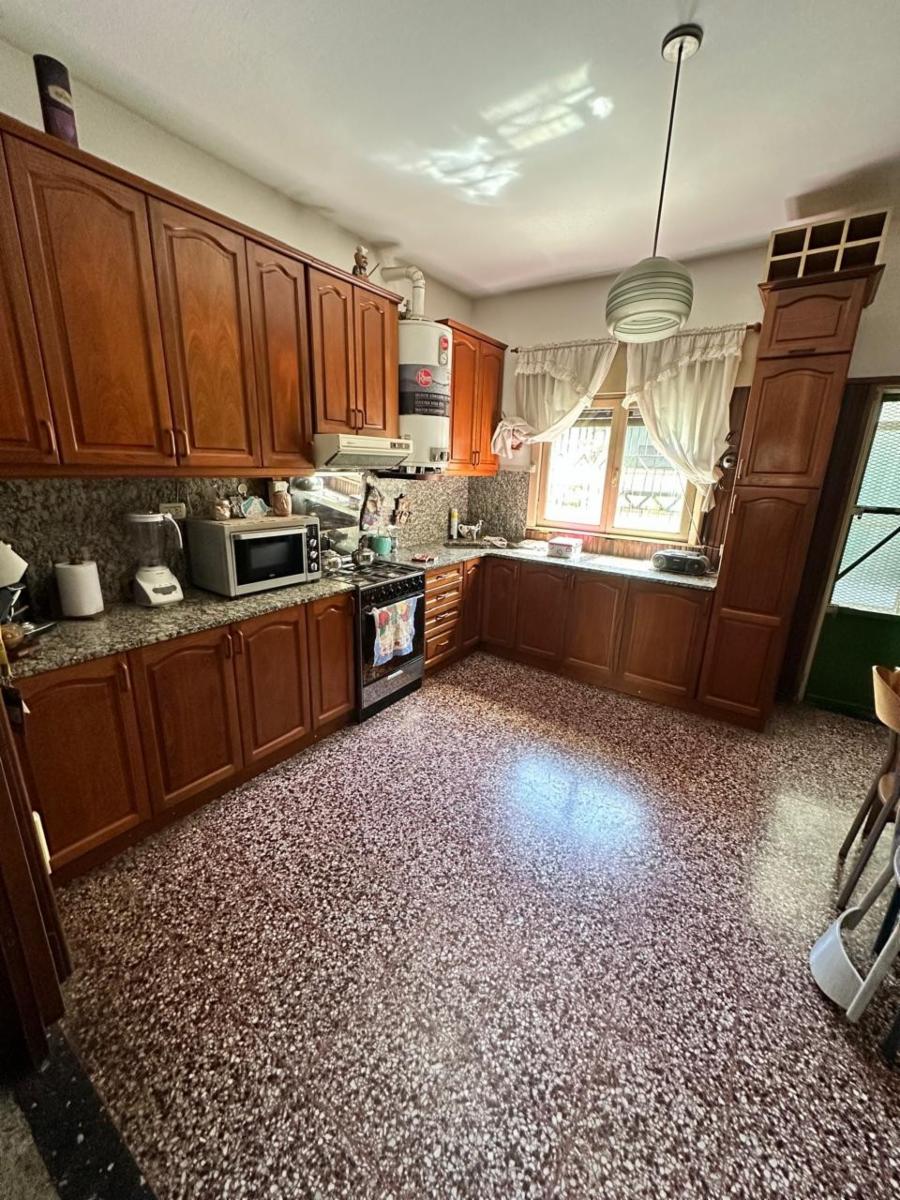 VENTA - CASA 3 AMBIENTES - GALPON y COCHERA - IDEAL PARA VIVIR YTRABAJAR- A METROS DE AVENIDA CROVARA — foto 12