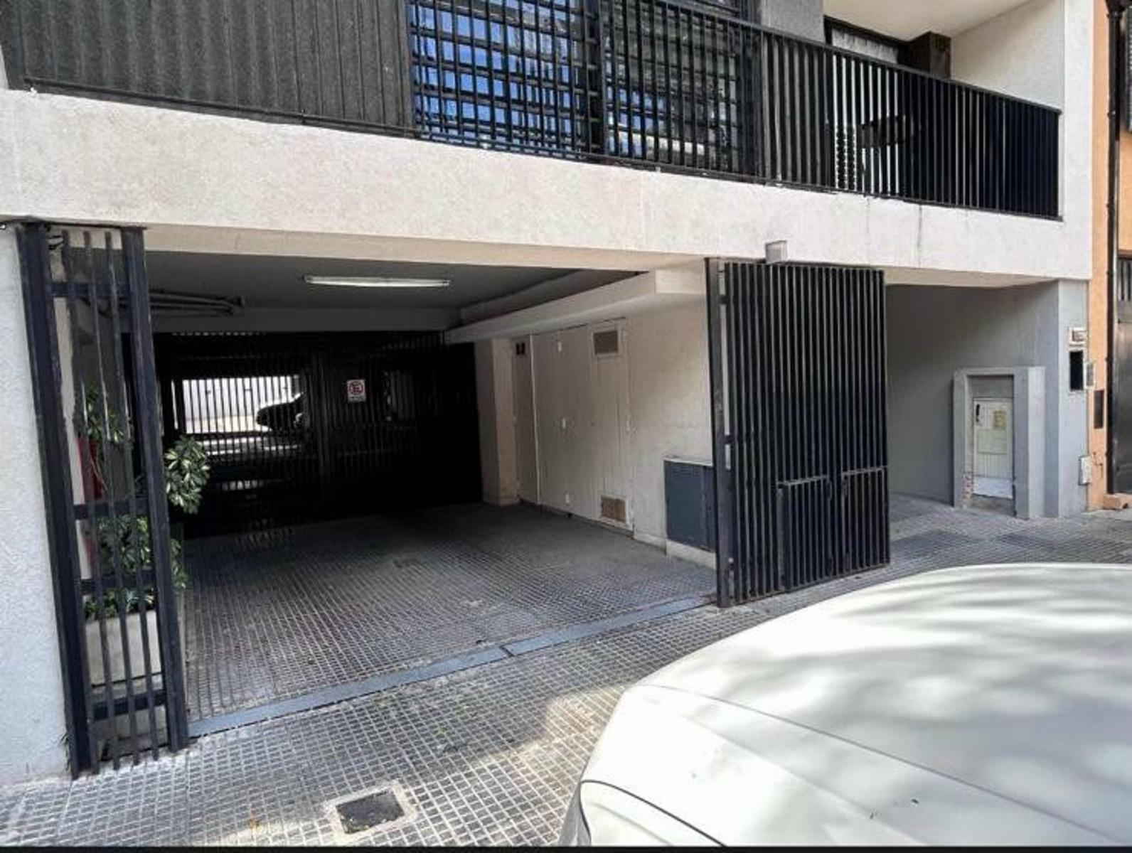 COCHERAS EN VILLA LURO - CORVALAN 500 - ACCESO PORTON AUTOMATICO - 2
