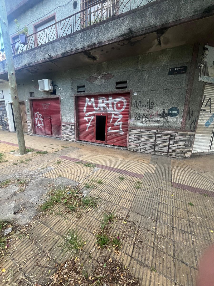 LOCAL COMERCIAL - TAPIALES - 2