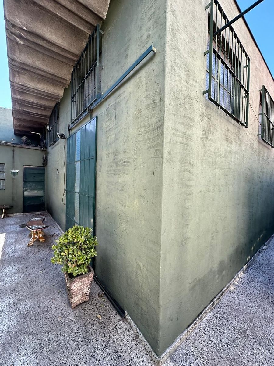 VENTA - CASA 3 AMBIENTES - GALPON y COCHERA - IDEAL PARA VIVIR YTRABAJAR- A METROS DE AVENIDA CROVARA — foto 11