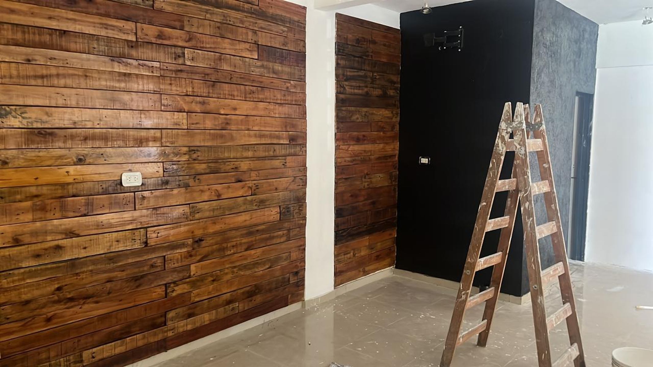 ALQUILER - GALPON 150 m2 - LA TABLADA - 1
