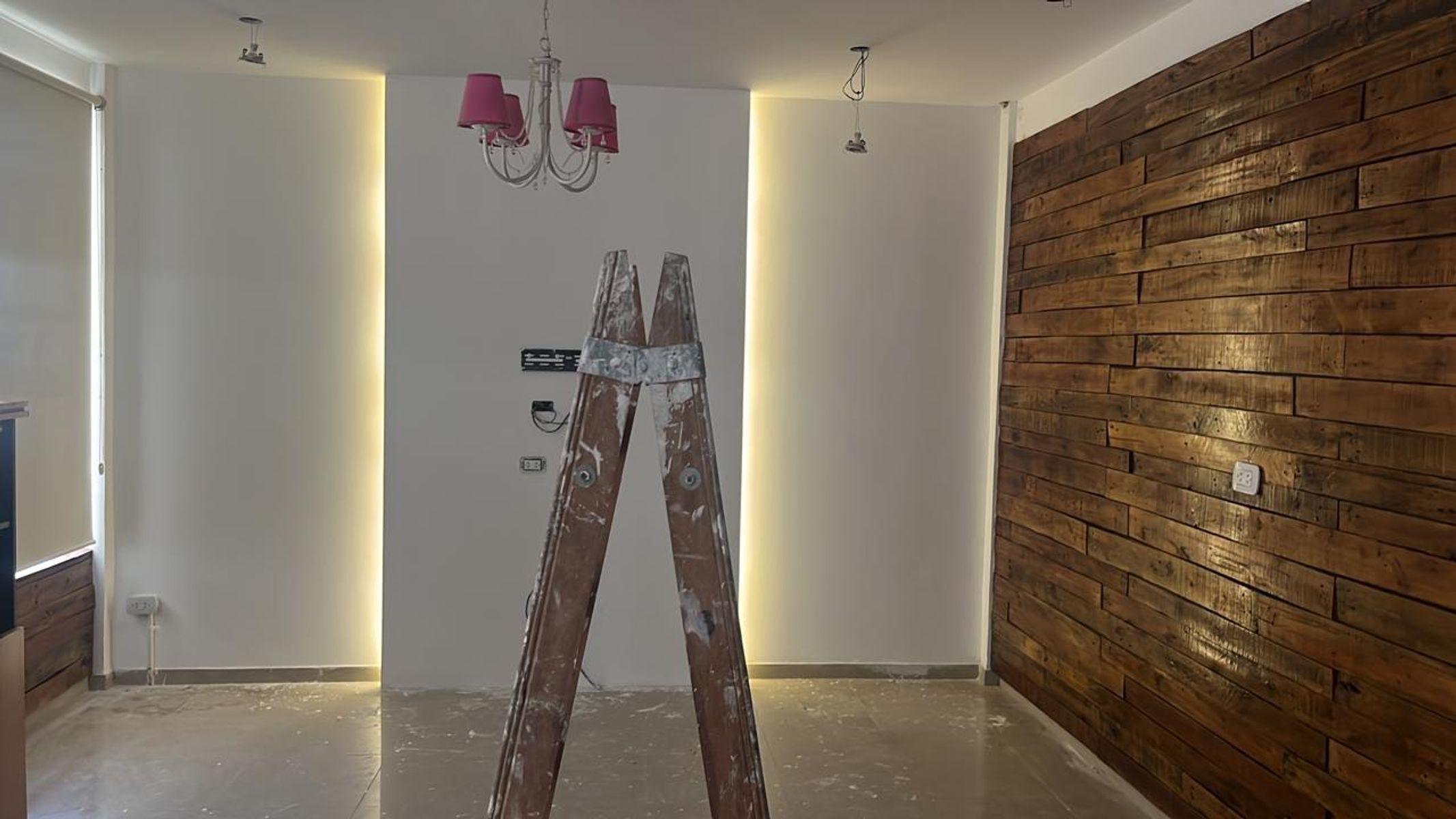 ALQUILER - GALPON 150 m2 - LA TABLADA - 2