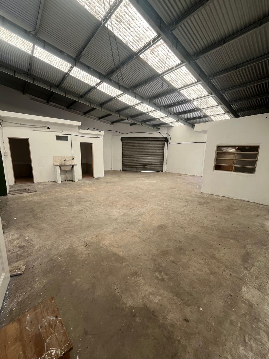 ALQUILER GALPON 300 MTS2 ZONA INDUSTRIAL — foto 4