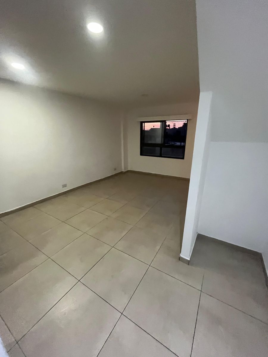 ALQUILER - DEPARTAMENTO 2 AMB. TIPO DUPLEX CON COCHERA - TAPIALES - 5