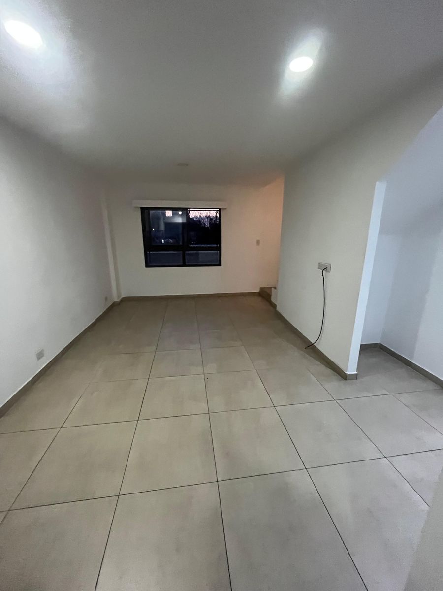 ALQUILER - DEPARTAMENTO 2 AMB. TIPO DUPLEX CON COCHERA - TAPIALES - 6