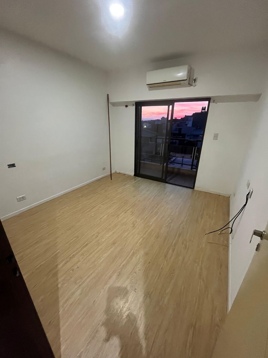 ALQUILER - DEPARTAMENTO 2 AMB. TIPO DUPLEX CON COCHERA - TAPIALES - 10
