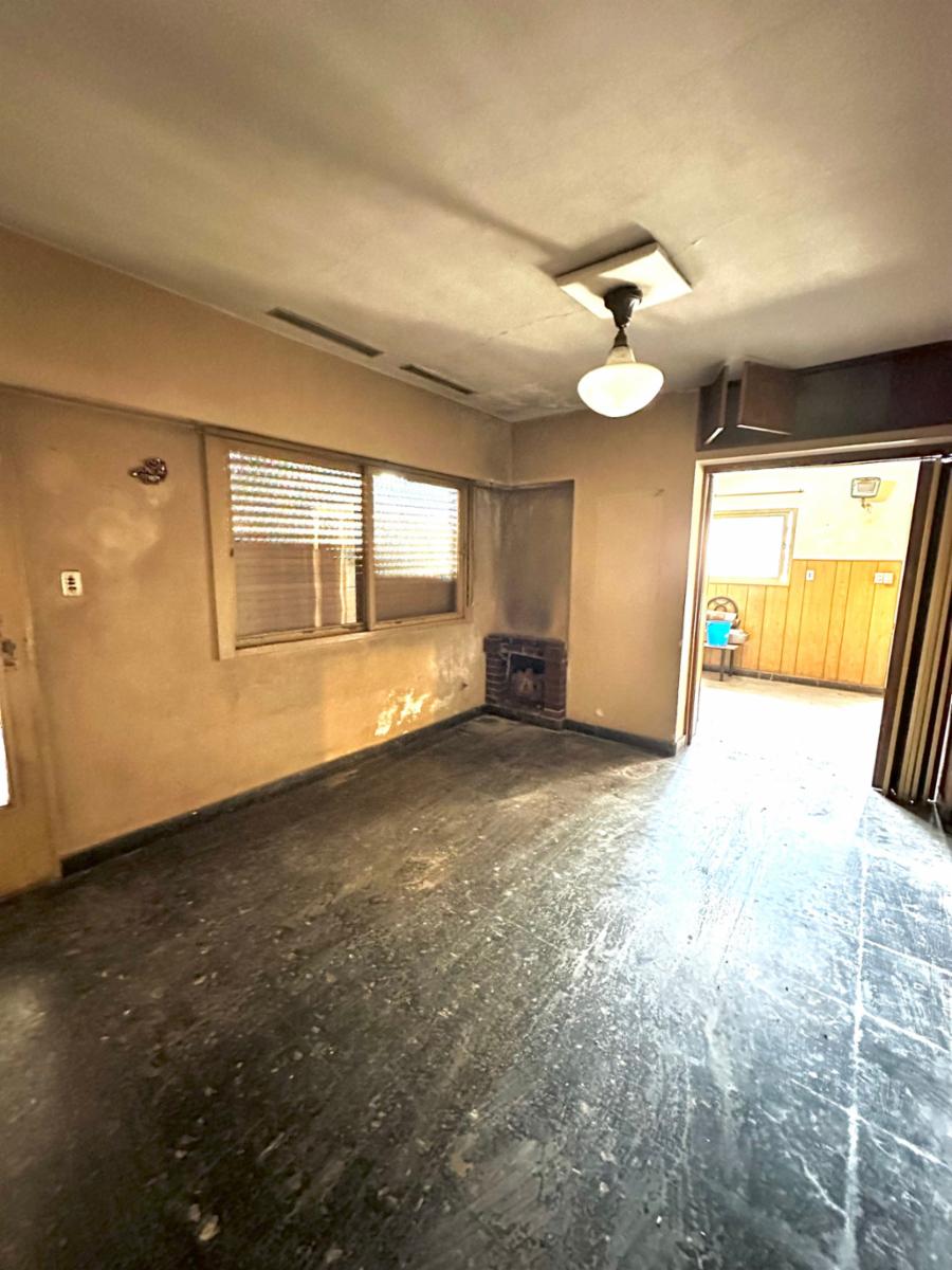 VENTA - CASA MULTIFAMILIAR - CON REGLAMENTO DE COPROPIEDAD - 5