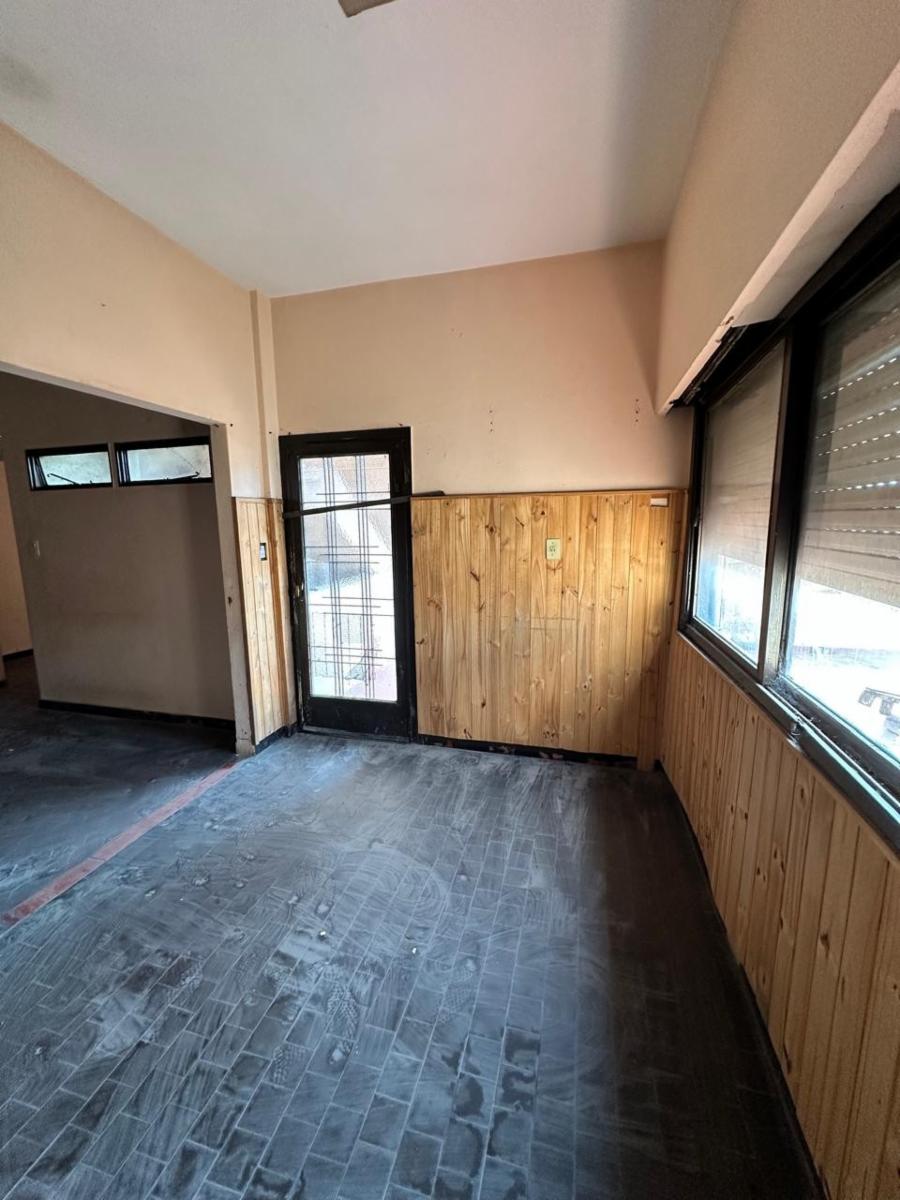 VENTA - CASA MULTIFAMILIAR - CON REGLAMENTO DE COPROPIEDAD - 20