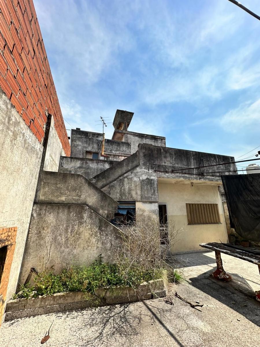 VENTA - CASA MULTIFAMILIAR - CON REGLAMENTO DE COPROPIEDAD - 26