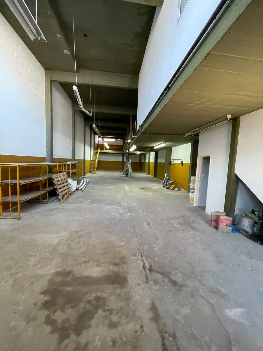 ALQUILER GALPON 330MT2 - OFICINA - TRIFASICA - VILLA MADERO - 2