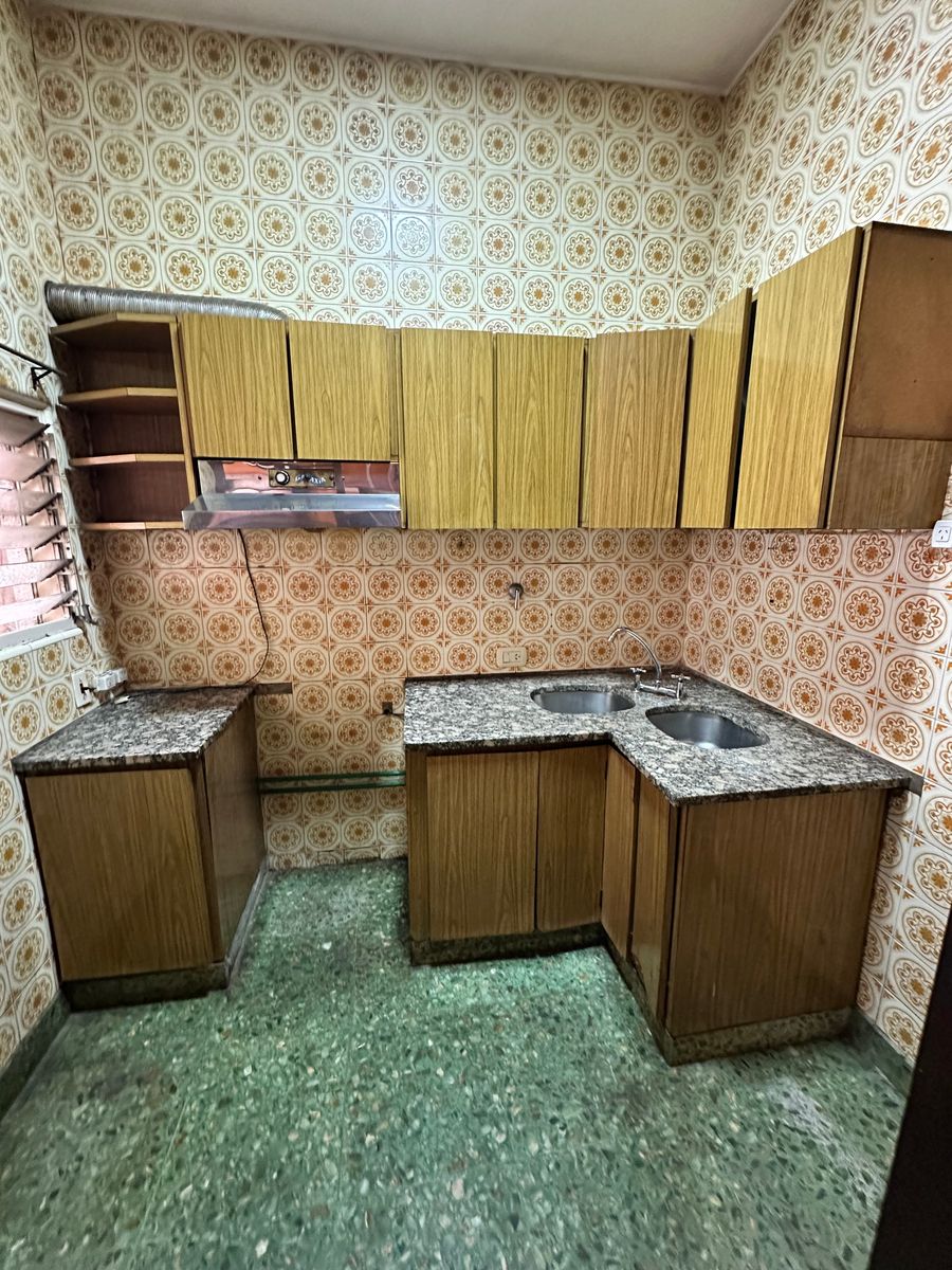 VENTA - CASA - VILLA MADERO - A PASOS DE AVDA. CROVARA - 19