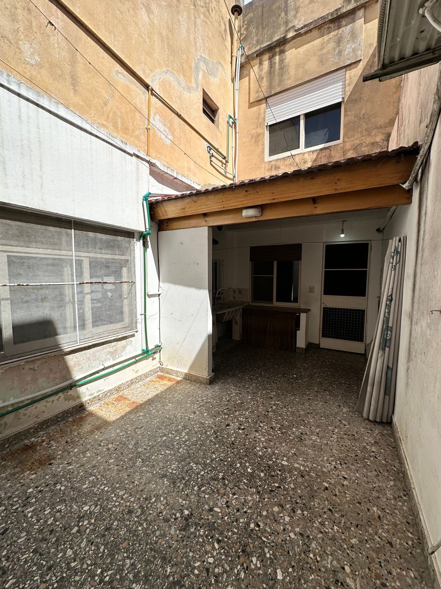 VENTA - CASA - VILLA MADERO - A PASOS DE AVDA. CROVARA - 24