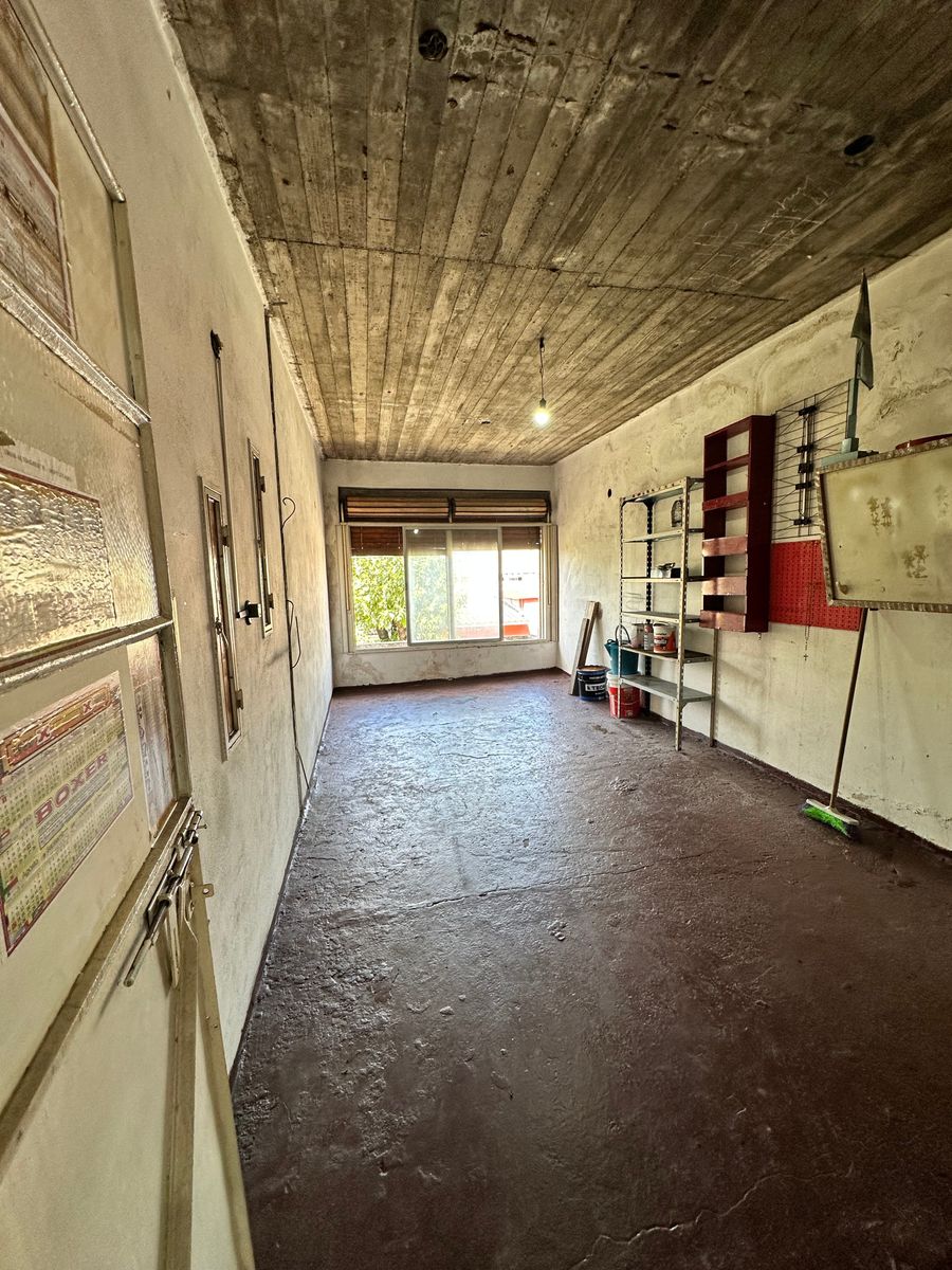 VENTA - CASA - VILLA MADERO - A PASOS DE AVDA. CROVARA - 32