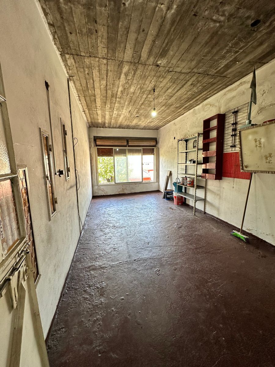 VENTA - CASA - VILLA MADERO - A PASOS DE AVDA. CROVARA - 34