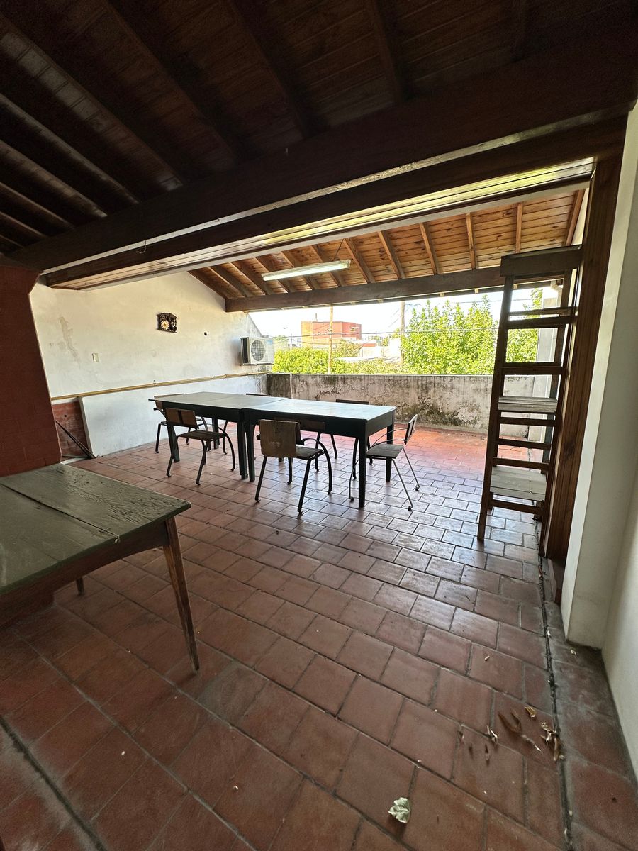VENTA - CASA - VILLA MADERO - A PASOS DE AVDA. CROVARA - 38