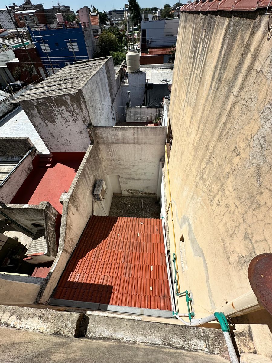 VENTA - CASA - VILLA MADERO - A PASOS DE AVDA. CROVARA - 47