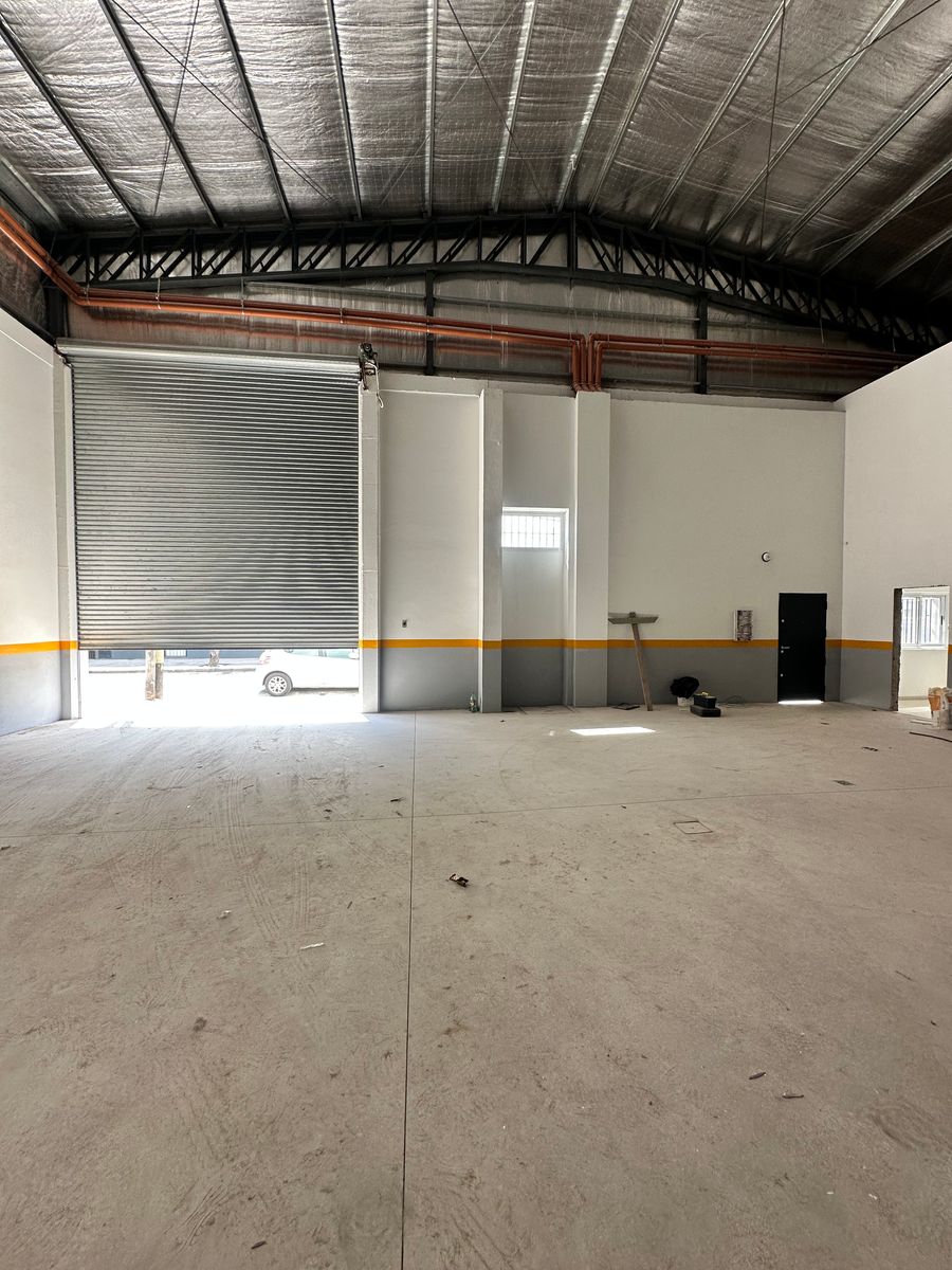 ALQUILER - EXCELENTE GALPON 650 m2 - LA TABLADA — foto 2