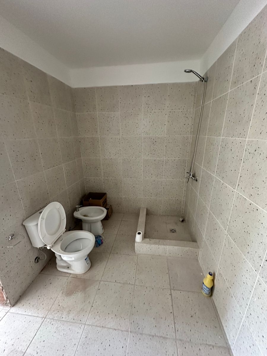 ALQUILER - EXCELENTE GALPON 650 m2 - LA TABLADA — foto 4