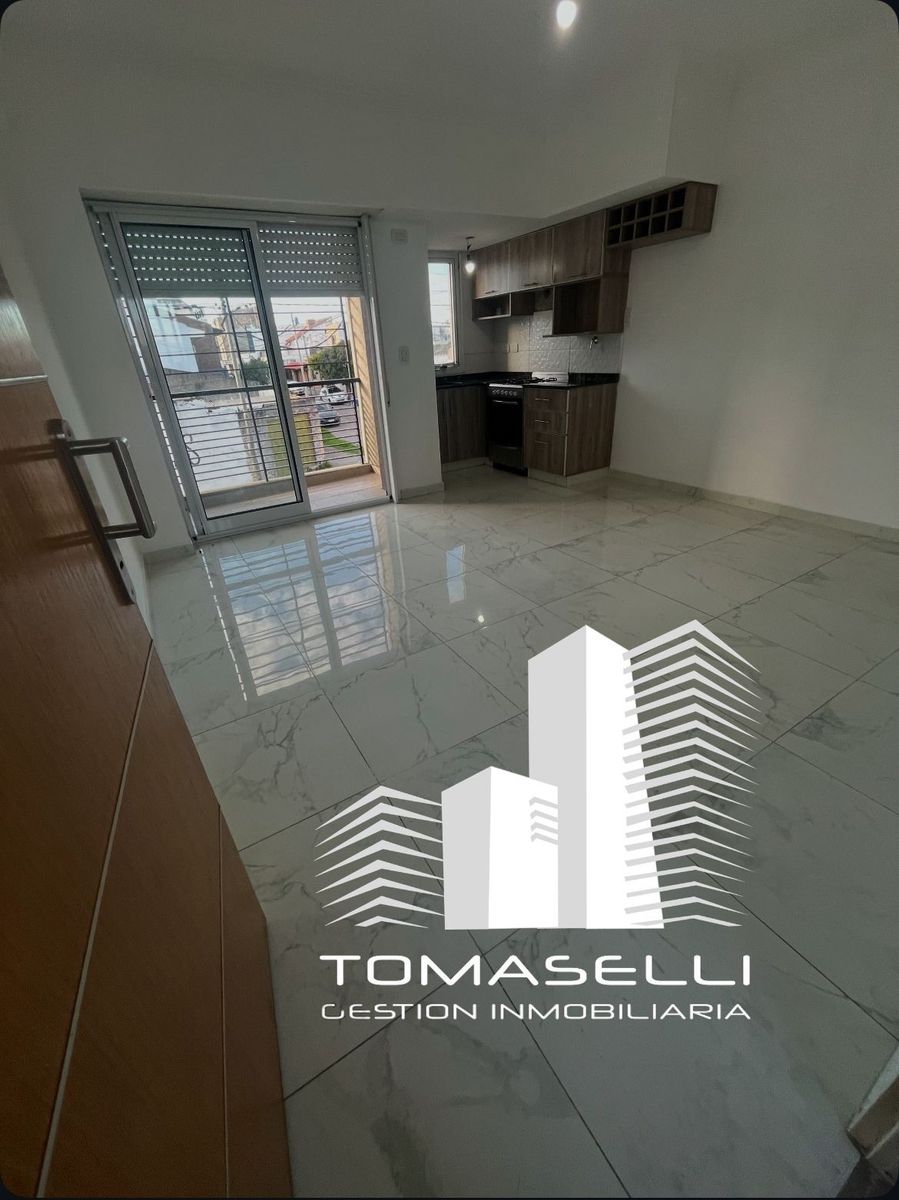 ALQUILER - DEPARTAMENTO 2 AMB. - CON COCHERA - 1