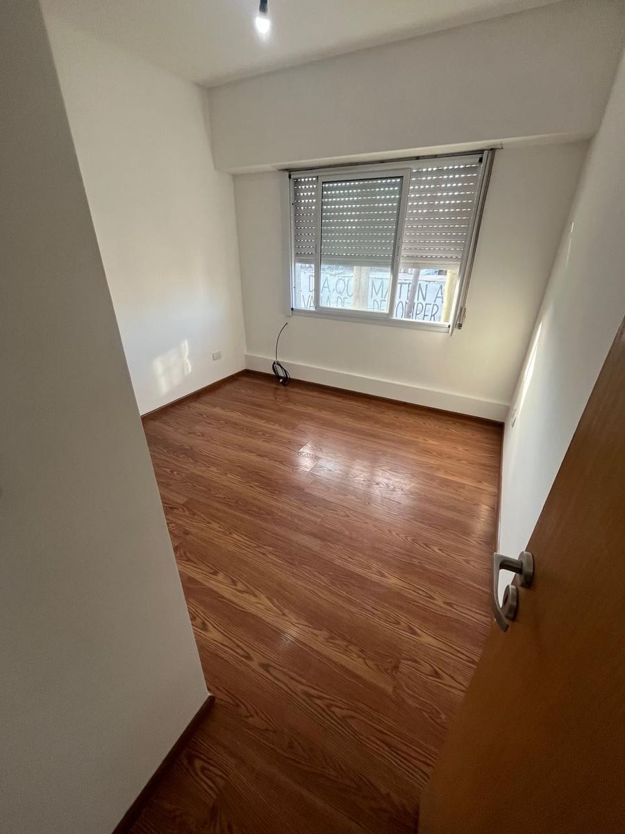 ALQUILER - DEPARTAMENTO 2 AMB. - CON COCHERA - 12