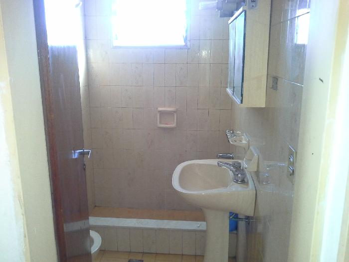 ALQUILER DEPTO. 4 AMBIENTES MUY LUMINOSO, CON PATIO y BALCON A METROS DE AVENIDA CROVARA y ALFREDO PALACIOS - 9