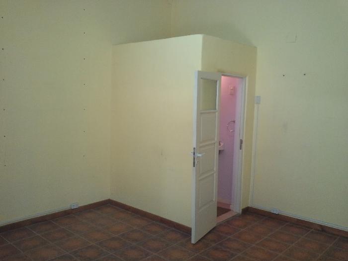 ALQUILA - VILLA MADERO - LOCAL COMERCIAL 20M2 APROX - 2