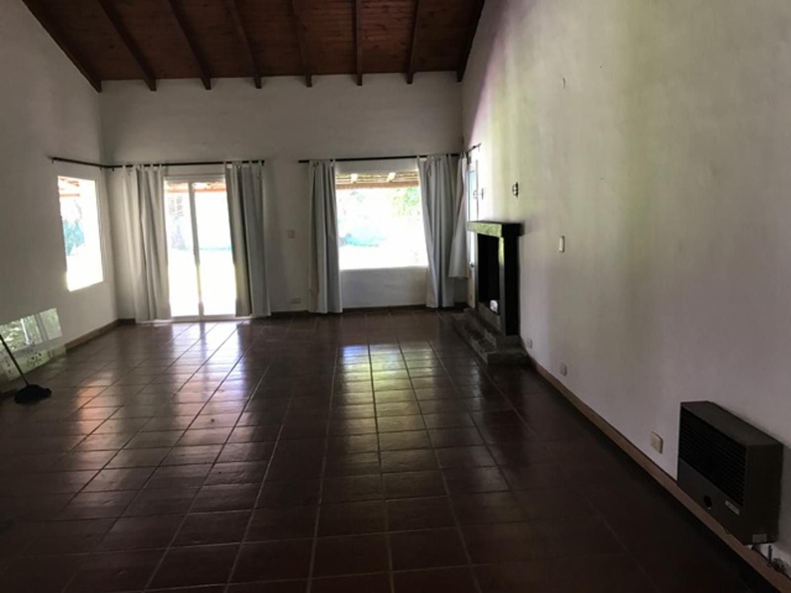 HERMOSA CASA CERRO TOTORAL - 5