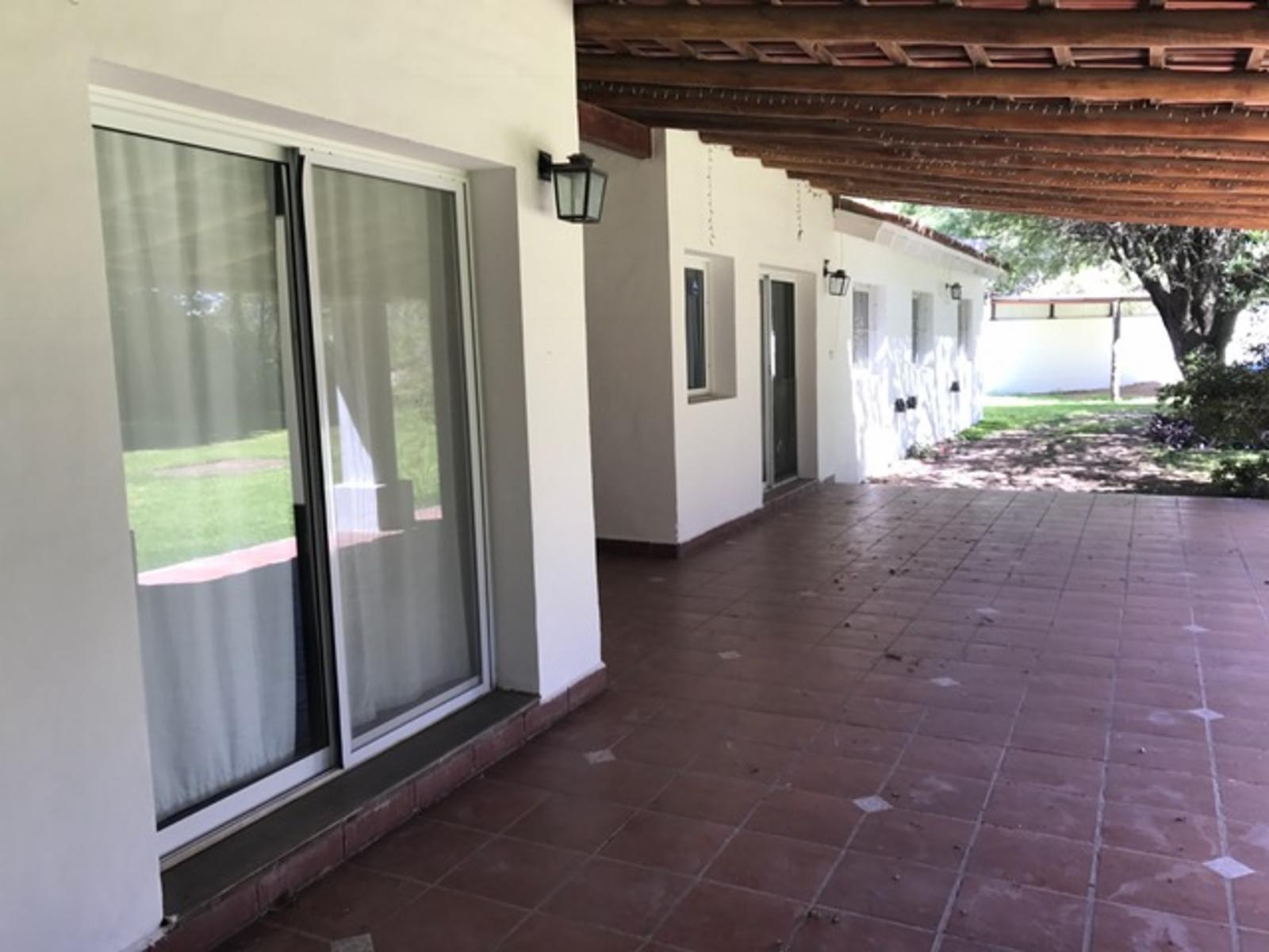 HERMOSA CASA CERRO TOTORAL - 9