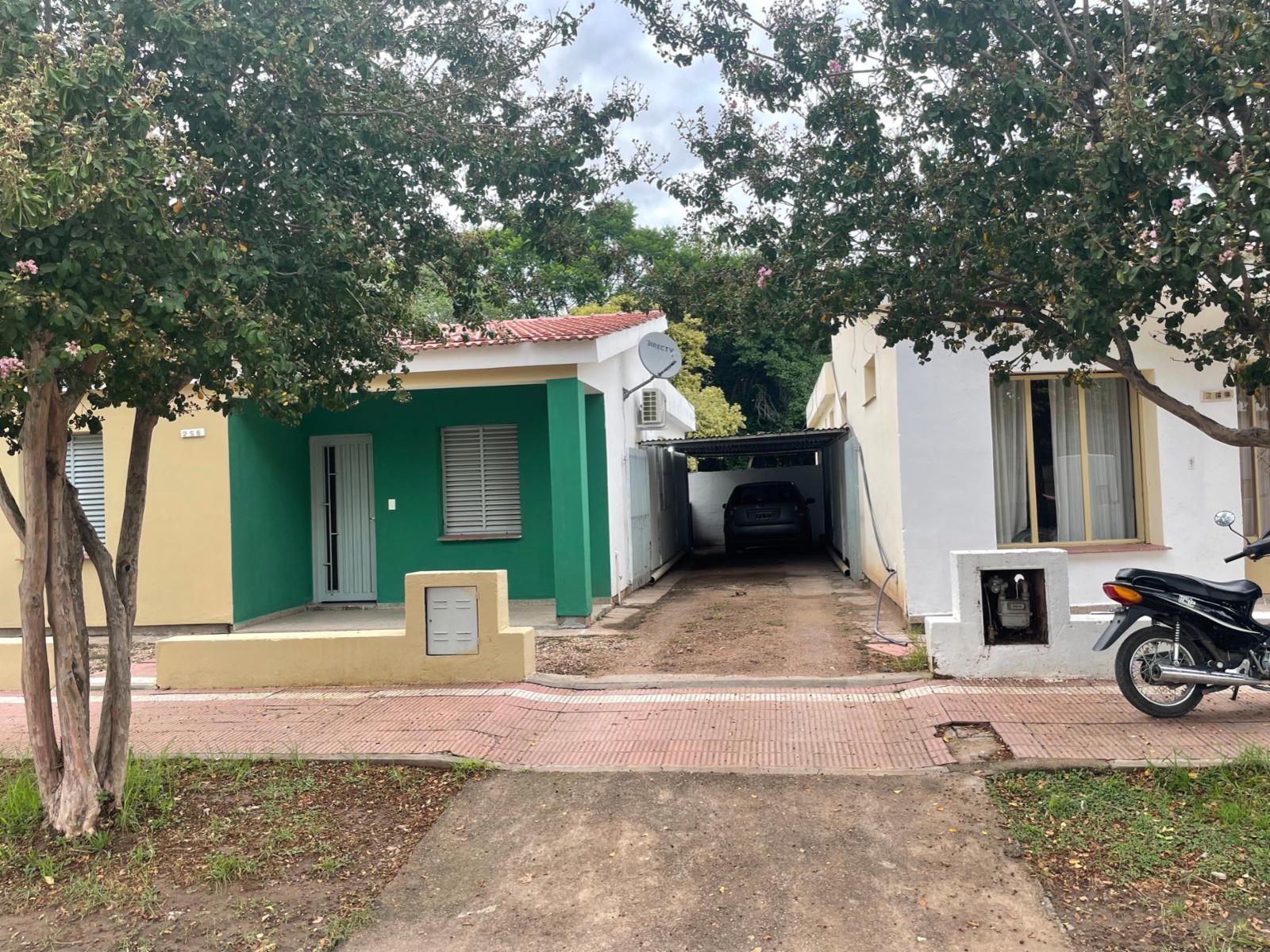CASA y DEPARTAMENTO EN UN TERRENO - IDEAL INVERSORES - 1