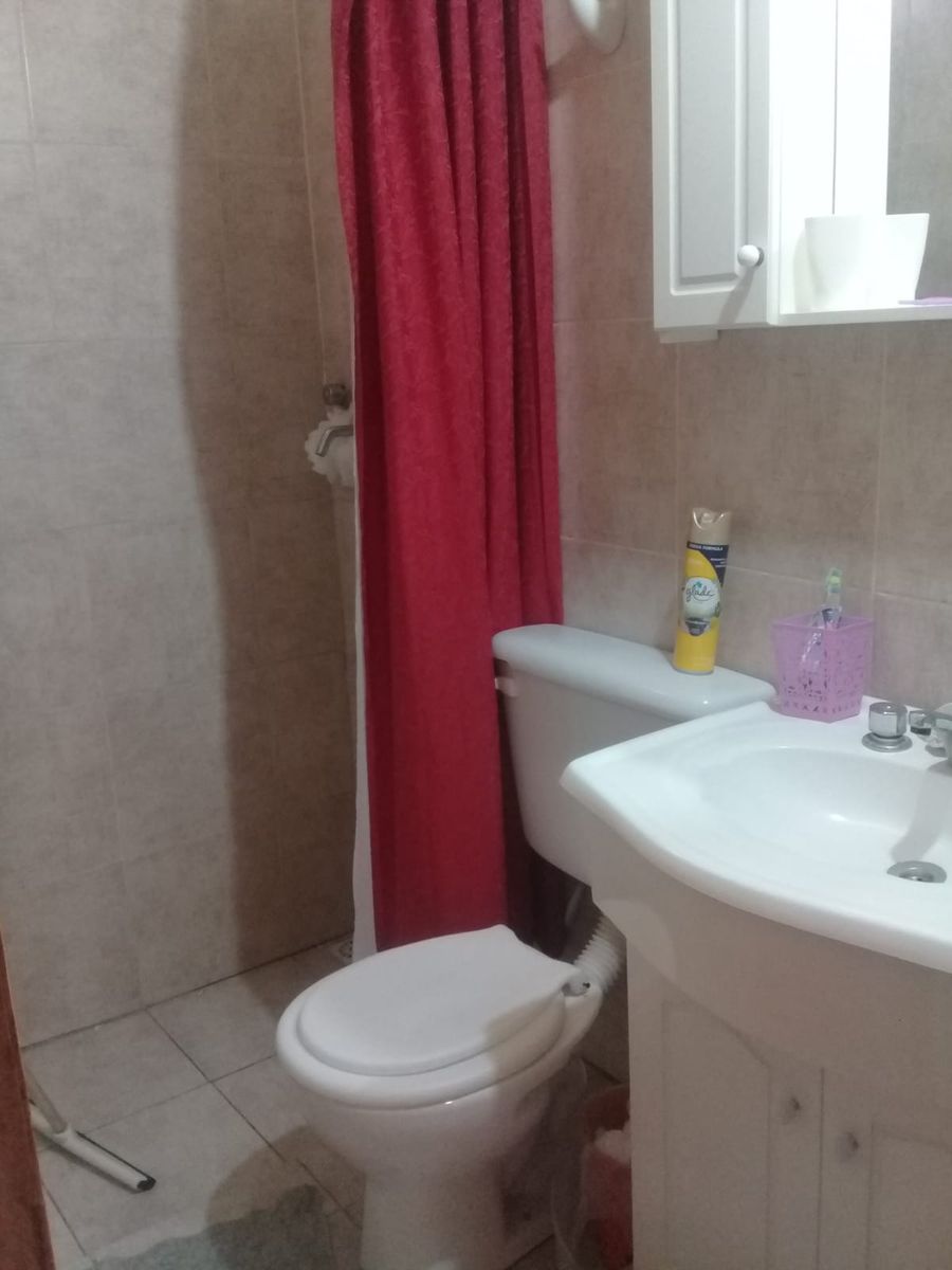 CASA EN LA LOCALIDAD DE LAS PEÑAS — foto 6