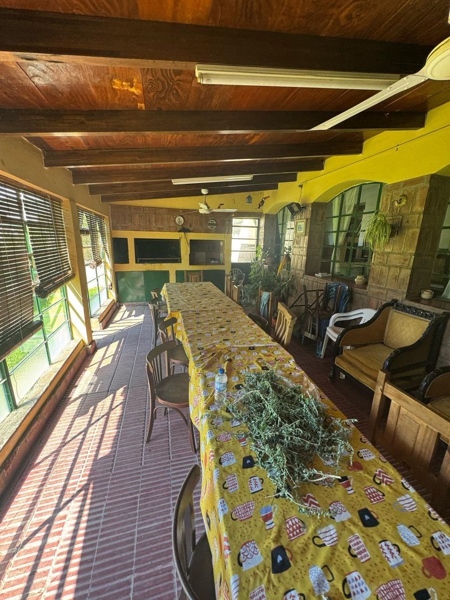 CASONA PLENO CENTRO CON TODOS LOS SERVICIOS - 8