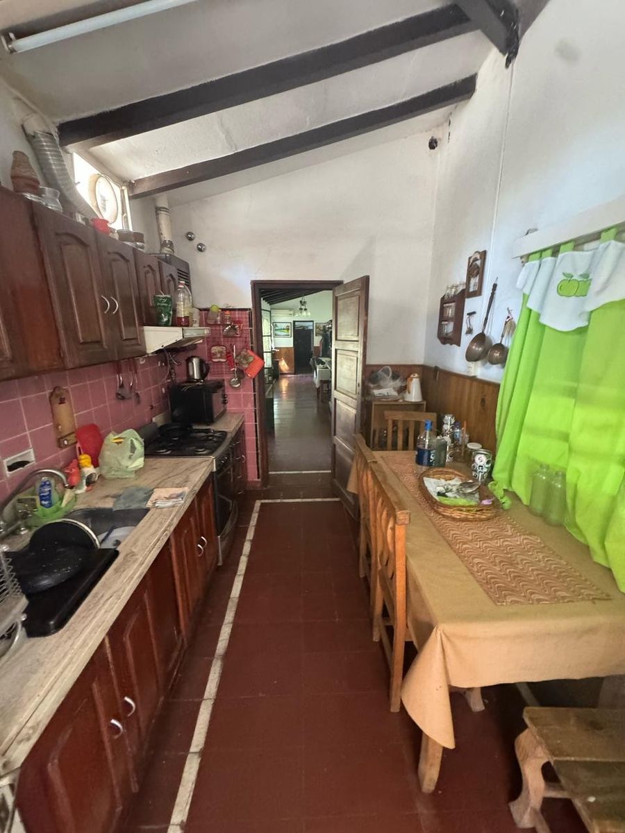 CASONA PLENO CENTRO CON TODOS LOS SERVICIOS - 11