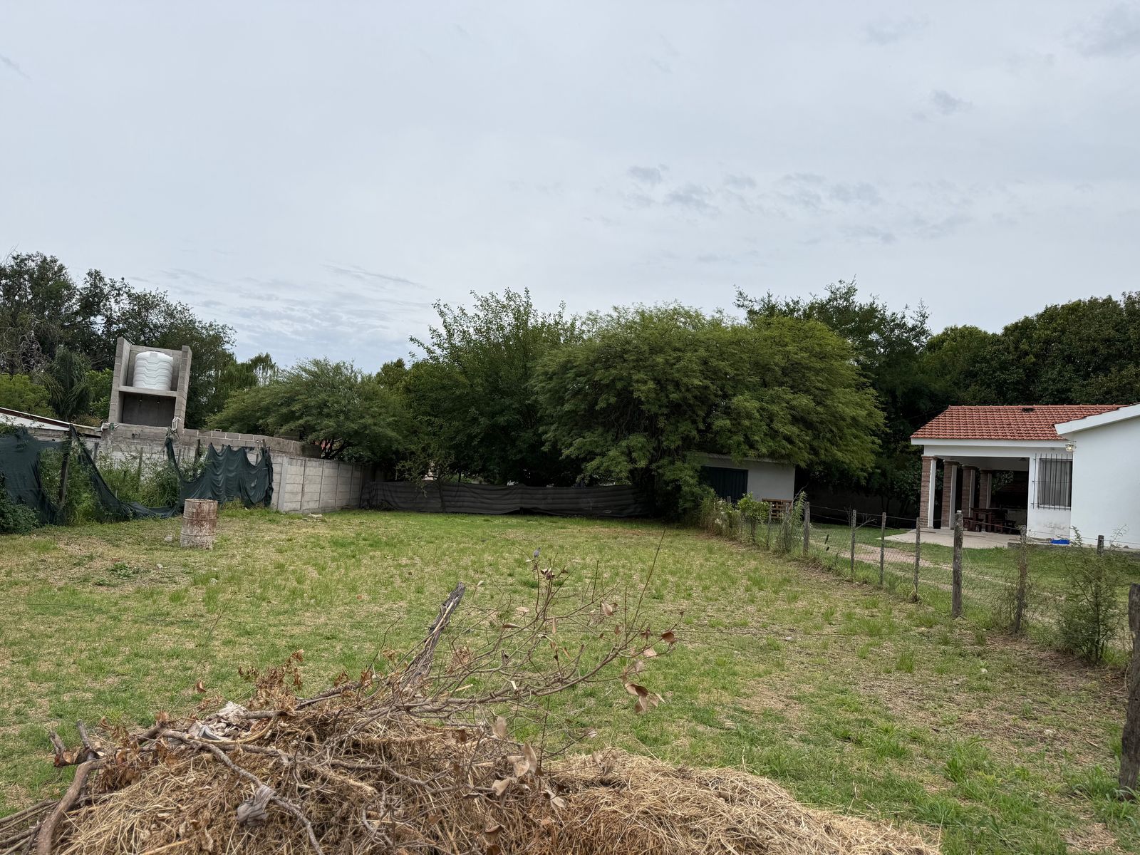 EXCELENTE LOTE CERRO TOTORAL CON GAS NATURAL - 1