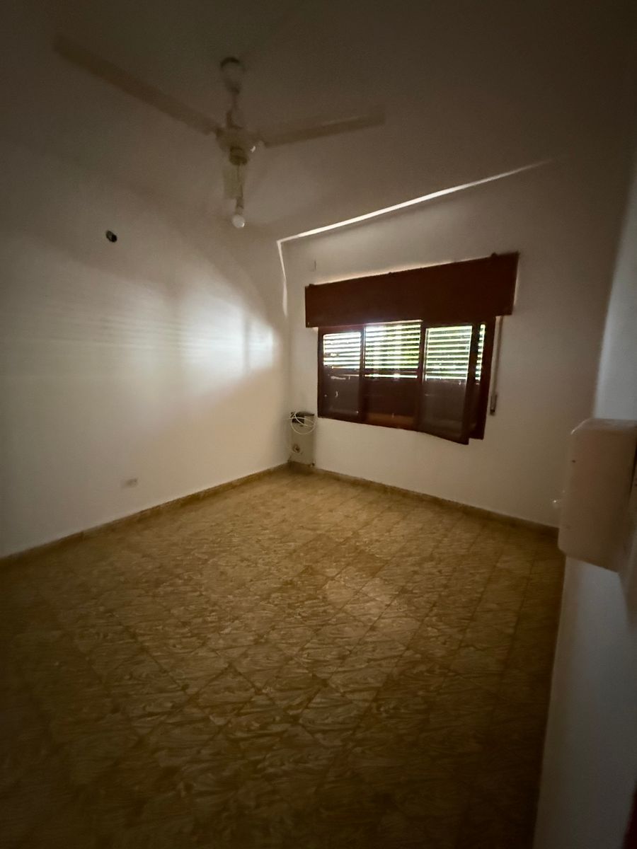 CASA CON AMPLIO TERRENO SOBRE RUTA 9 DE VILLA DEL TOTORAL — foto 4