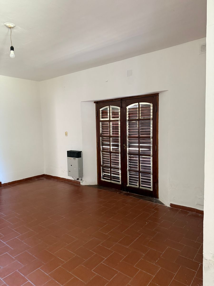 CASA CON AMPLIO TERRENO SOBRE RUTA 9 DE VILLA DEL TOTORAL — foto 6
