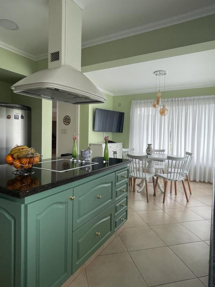 Chalet en venta de cinco ambientes en Country Banco Provincia — foto 7