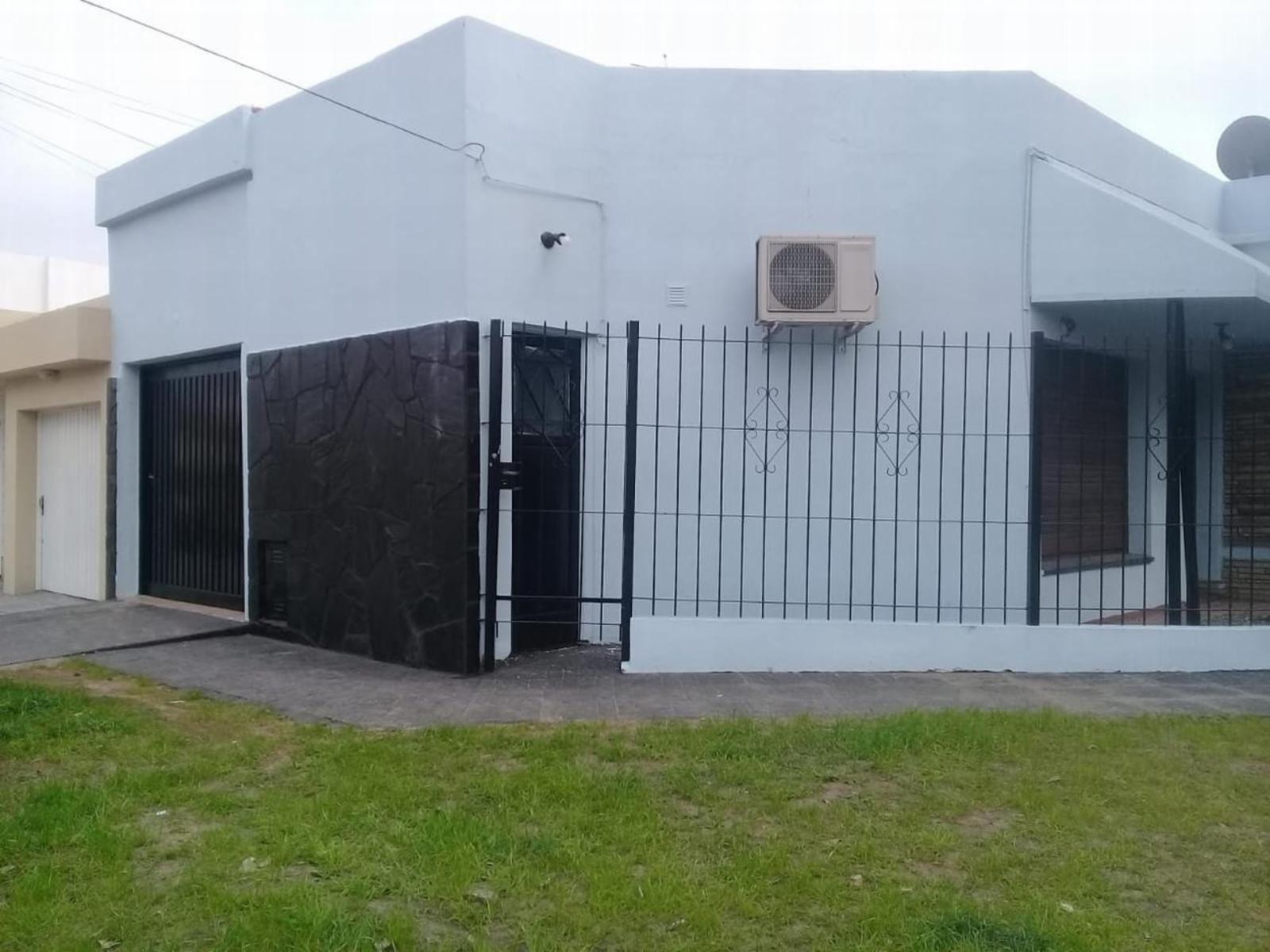 Casa americana de cuatro ambientes en venta en el palomar — foto 6