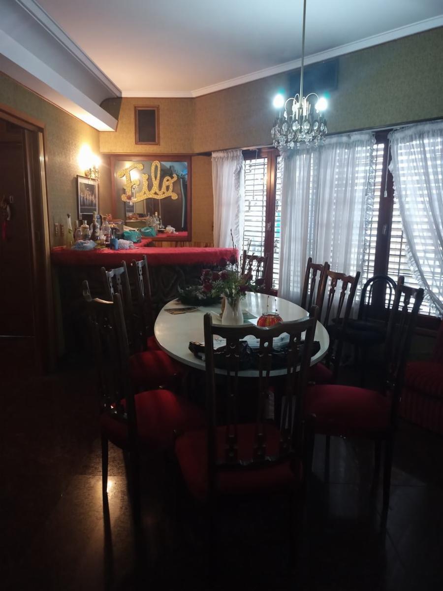 Chalet en venta de cinco ambientes de categoria en Haedo Norte Barrio Guemes — foto 2