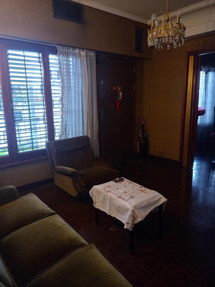 Chalet en venta de cinco ambientes de categoria en Haedo Norte Barrio Guemes — foto 3