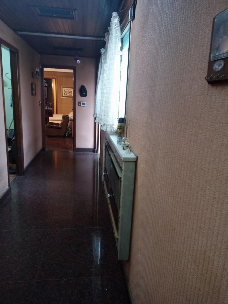 Chalet en venta de cinco ambientes de categoria en Haedo Norte Barrio Guemes — foto 8