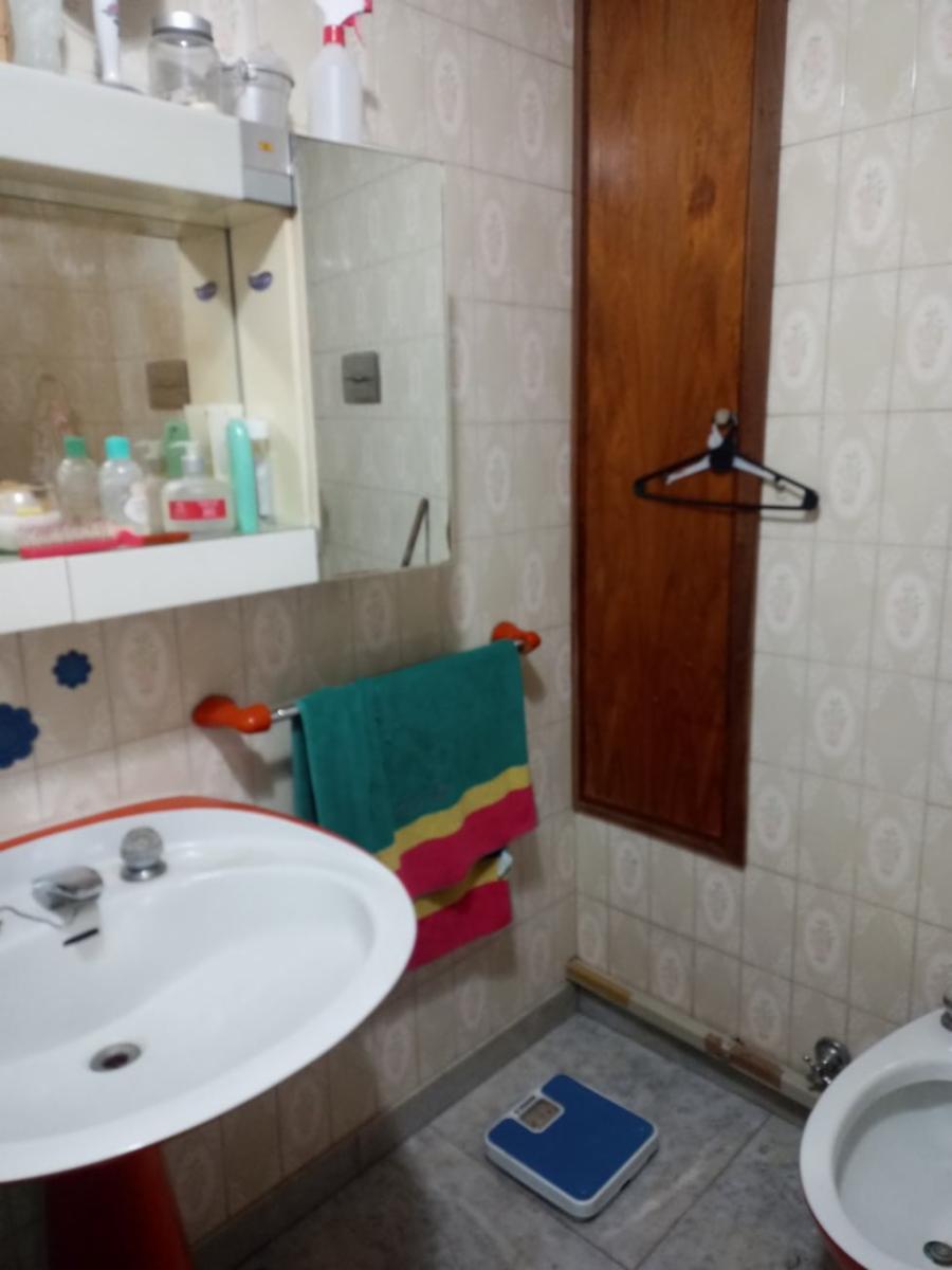 Chalet en venta de cinco ambientes de categoria en Haedo Norte Barrio Guemes — foto 12